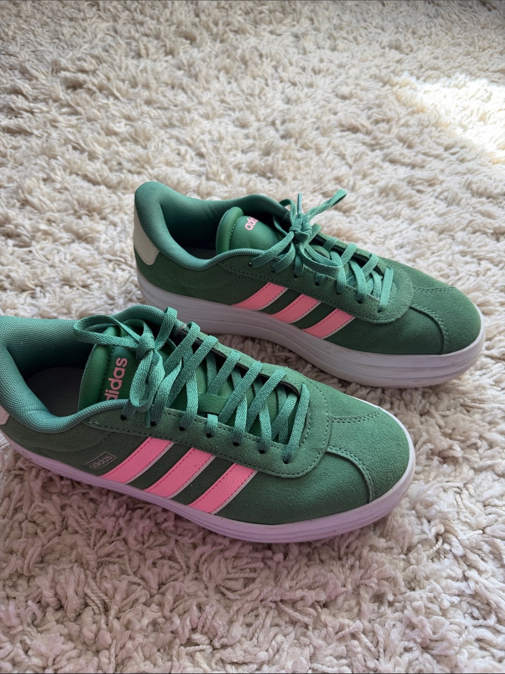 adidas Women’s Green Sneakers with Pink Stripes